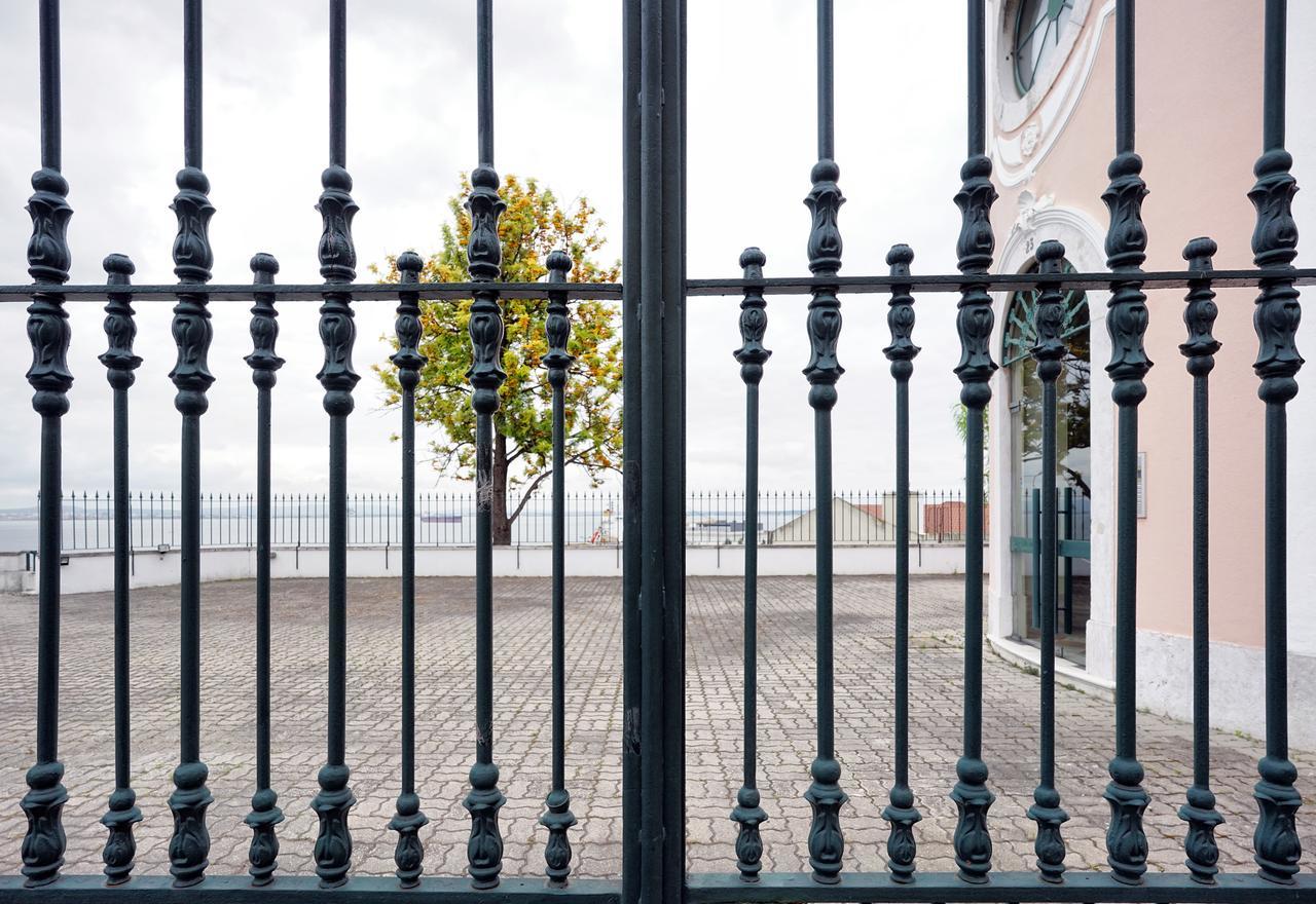 Apolonia Train Spot Apartment Lisboa Ngoại thất bức ảnh