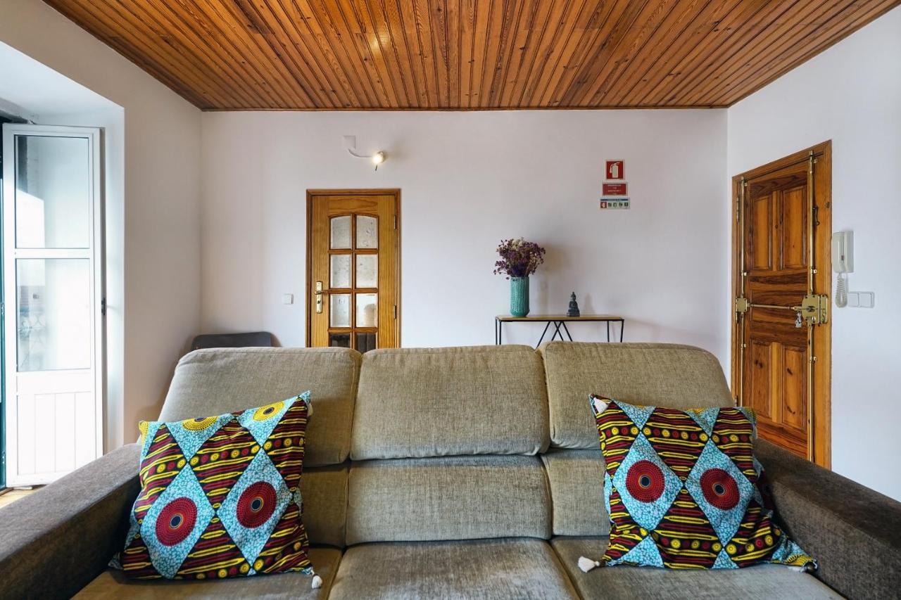 Apolonia Train Spot Apartment Lisboa Ngoại thất bức ảnh