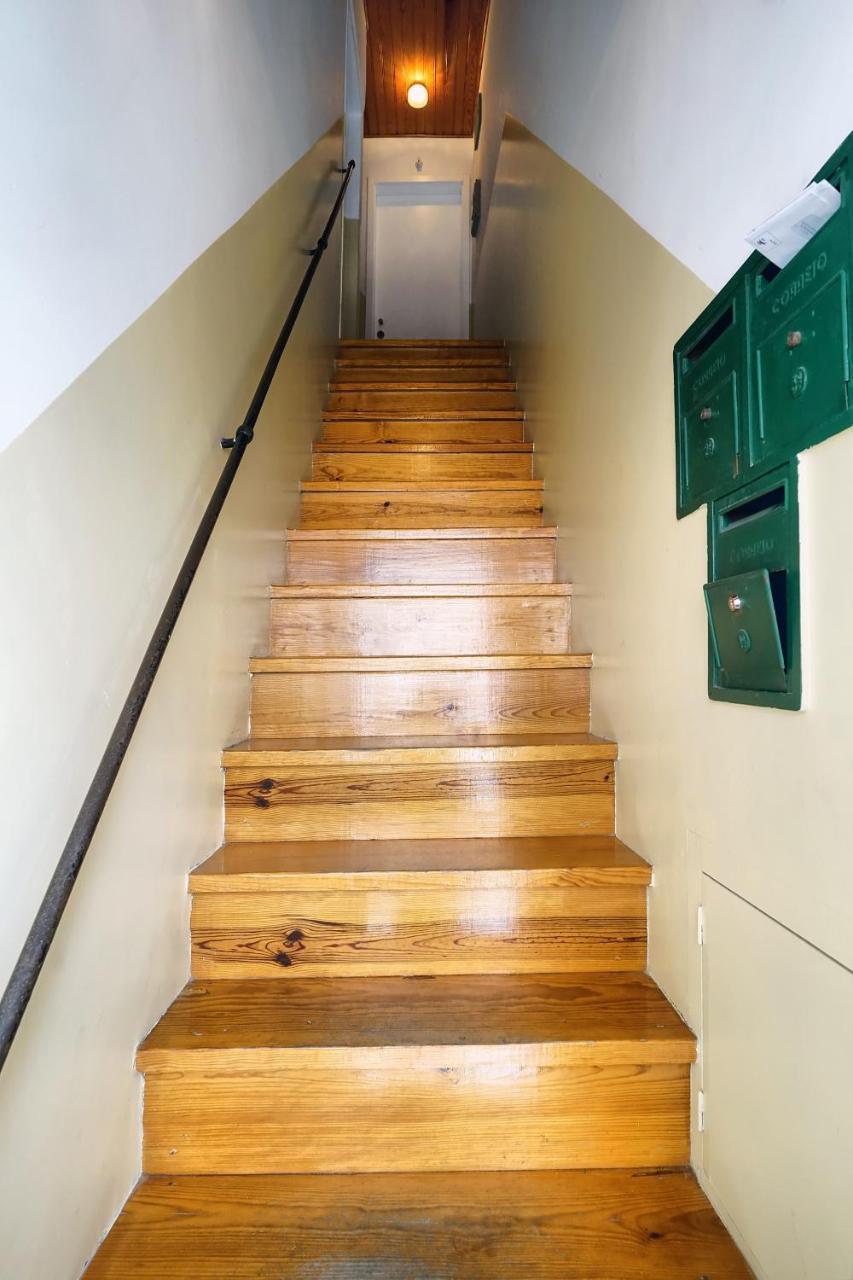 Apolonia Train Spot Apartment Lisboa Ngoại thất bức ảnh
