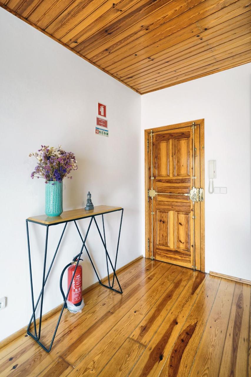 Apolonia Train Spot Apartment Lisboa Ngoại thất bức ảnh